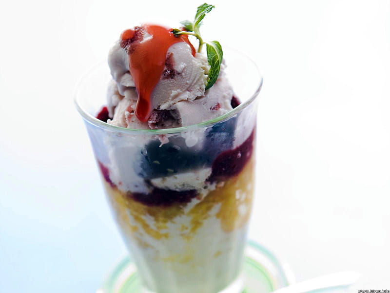 Hmm...yummy!, glass, topping, yummy, icecream, sundae, dessert, HD wallpaper