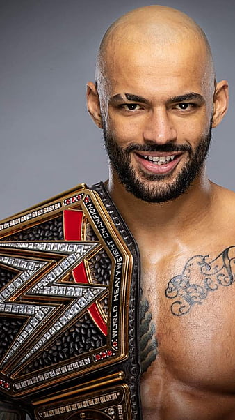WWE's Ricochet pays Tribute to the Troops with win over Imperium