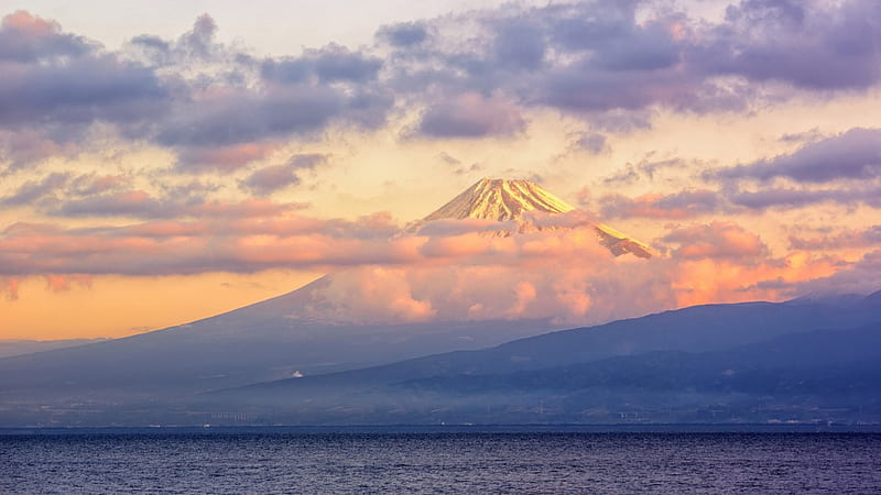 awe inspiring mount fuji in japan , mountain, sunlight, clouds, volcano, lake, HD wallpaper