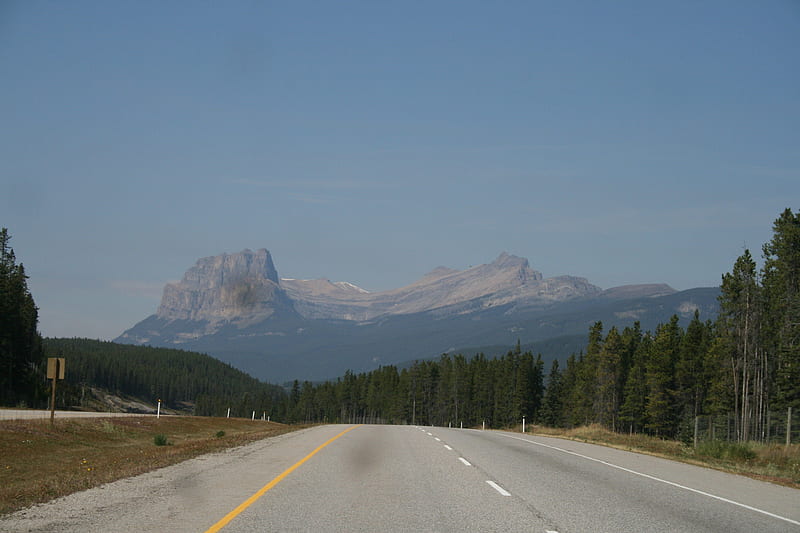 Canadian Rockies 14, summit, sky, Highways, Mountains, Trees, green, gris, graphy, blue, HD wallpaper