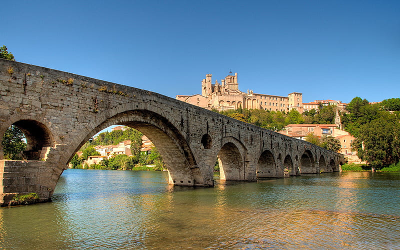 Beziers Languedoc - Roussillon, architecture, buildings, languedoc, bridges, bonito, beziers, trees, sky, water, medieval, france, roussillon, nature, river, HD wallpaper