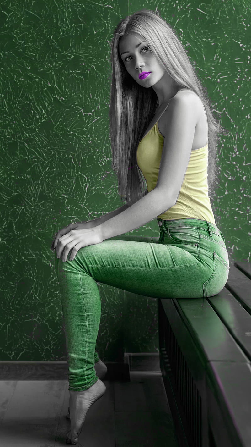 Green, black and white, black and white, bw, cute, green jeans, jeans, pretty girl, purple lips, HD phone wallpaper