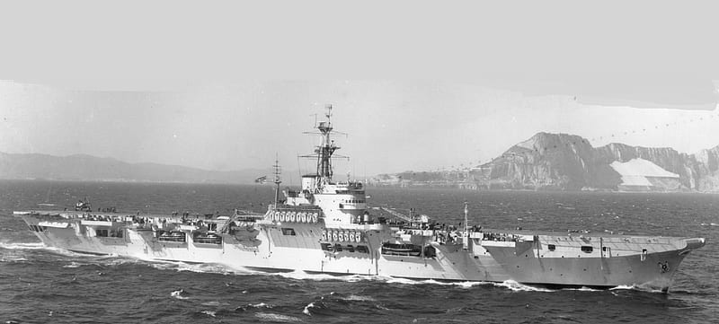 WORLD OF WARSHIPS HMS/HMCS WARRIOR R31 CVL, 40000 shp, 2 screws, 695 ft length, 25 kts speed, 4 boilers, Parsons GT, 18300 tons, 12000 m range, crew incl air group 1300, HD wallpaper