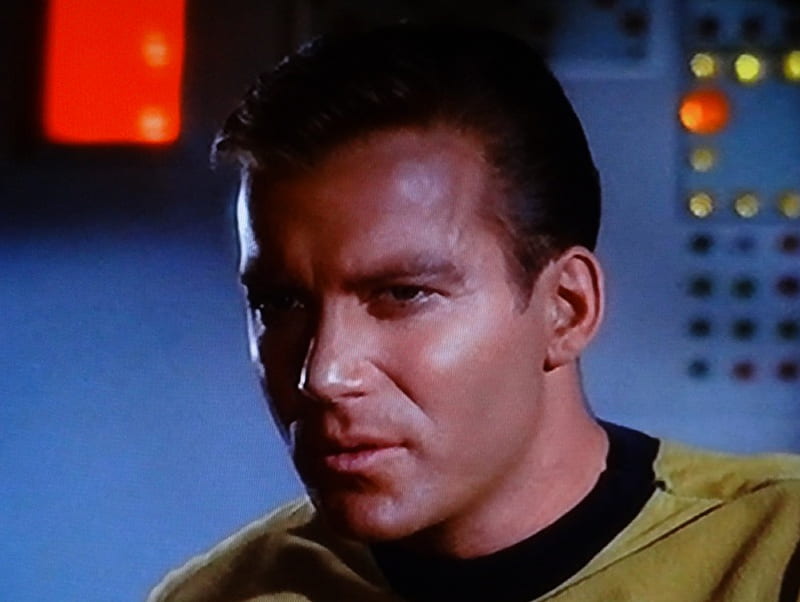Captain James T. Kirk, captain james kirk, kirk, star trek, james kirk, HD wallpaper