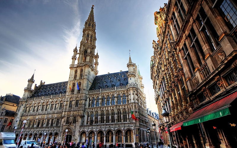 brussels town hall r, city, town hall, tower, people, square, r, HD wallpaper