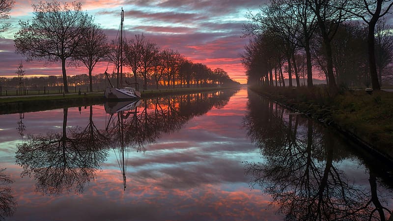 Sunset at the river in Friesland, Netherlands, water, reflections, landscape, trees, clouds, sky, olors, HD wallpaper
