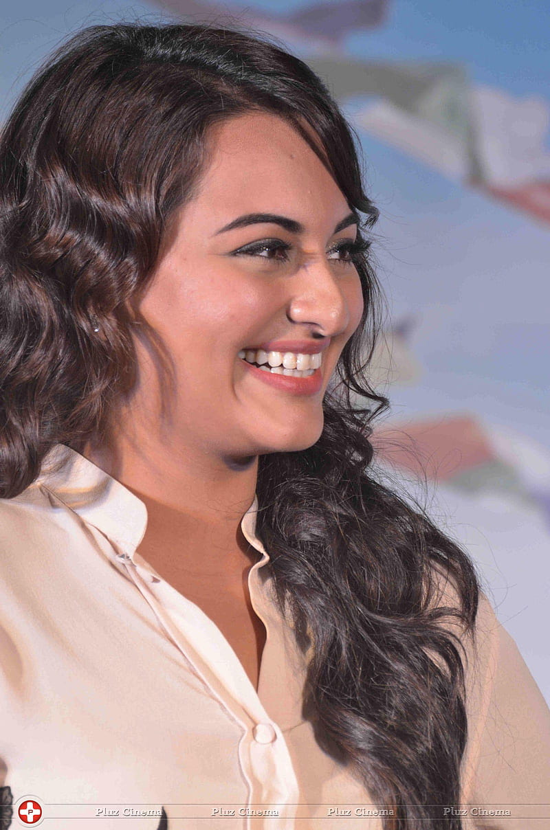 Sonakshi Sinha, actress, bollywood, HD phone wallpaper