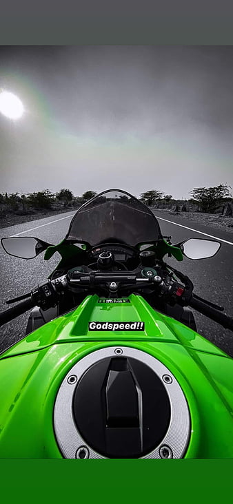 Kawasaki Ninja ZX-10R Price, Images, colours, Mileage & Reviews