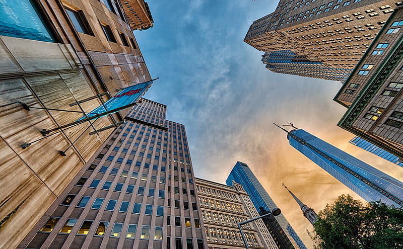 low angle view of manhattan skysctapers r, city, skysctapers, r, low angle, sky, HD wallpaper