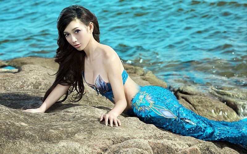 Leah Dizon, oceans, celebrity, models, mermaid, bonito, singer, sea, beaches, entertainment, people, nature, blue, HD wallpaper