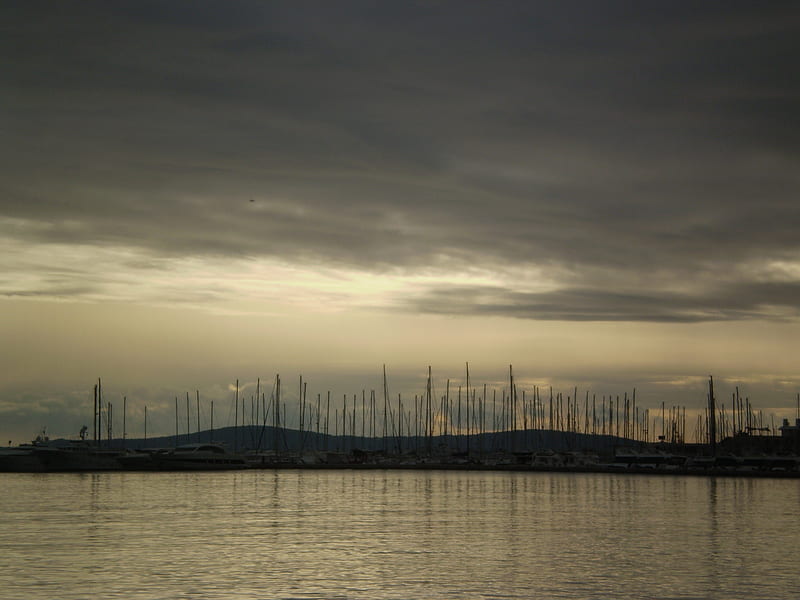Sunset over marine, change, cloud, life, sunset, sky, sea, boat, marine, sailboat, HD wallpaper