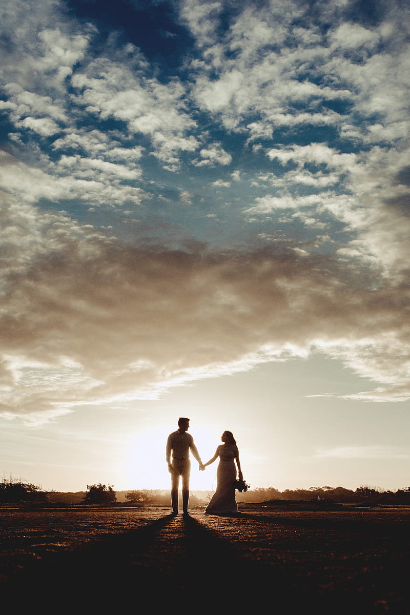 silhouette of man and woman under clear blue sky, HD phone wallpaper