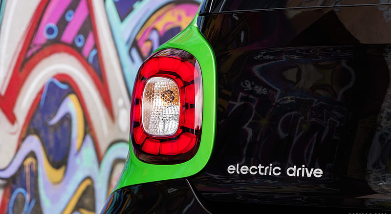 2017 Smart ForFour Electric Drive - Tail Light , car, HD wallpaper