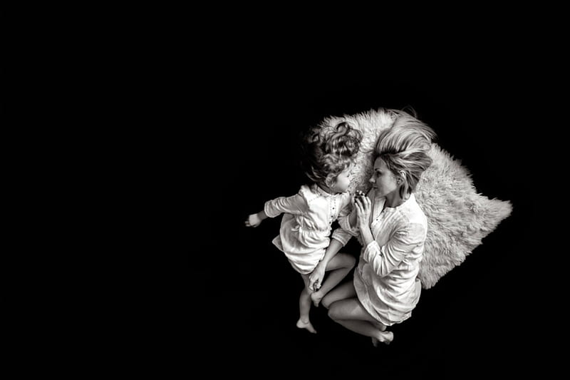 Pure Love, mom, black and white, woman, sweet, graphy, girl, love, child, HD wallpaper