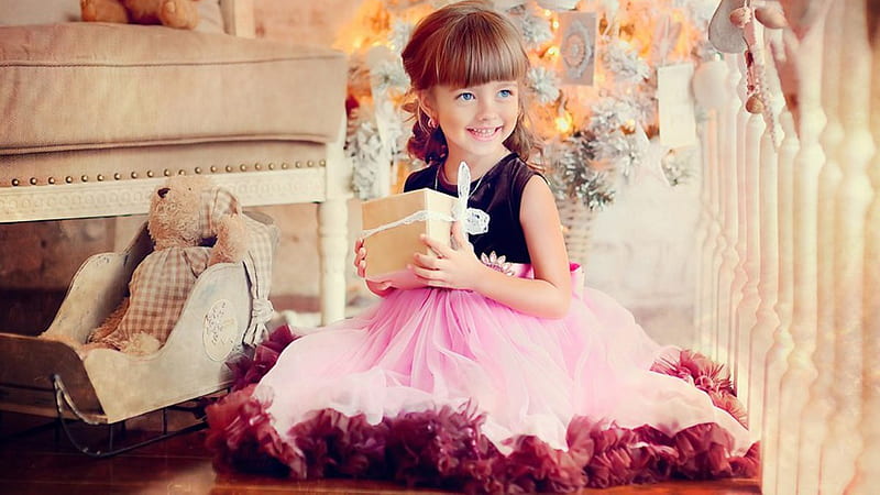 Beautiful Grey Eyes Smiley Cute Little Girl Is Wearing Pink Dress Cute, HD wallpaper