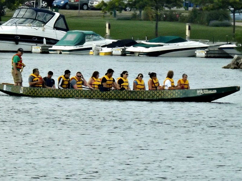 Barrie's Dragon Boat races (yellow boat), water, races, blue, people, HD wallpaper