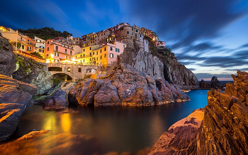 A City on a Rock,Italy, rock, sky, clouds, sea, Nature, city, reflection, manarola, light, HD wallpaper