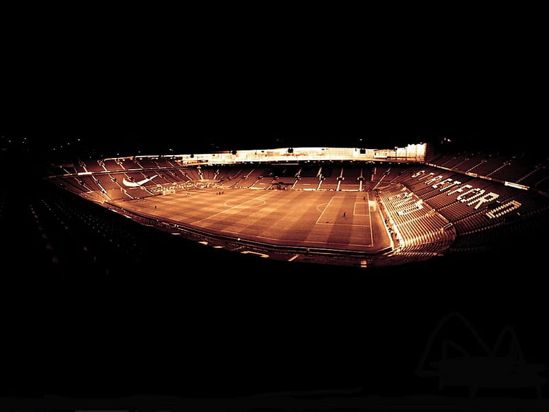 Hình nền Old Trafford Stadium HD sẽ khiến bạn cảm nhận được sự linh hoạt và tinh tế trong thiết kế của một trong những sân vận động lớn nhất và nổi tiếng nhất thế giới.