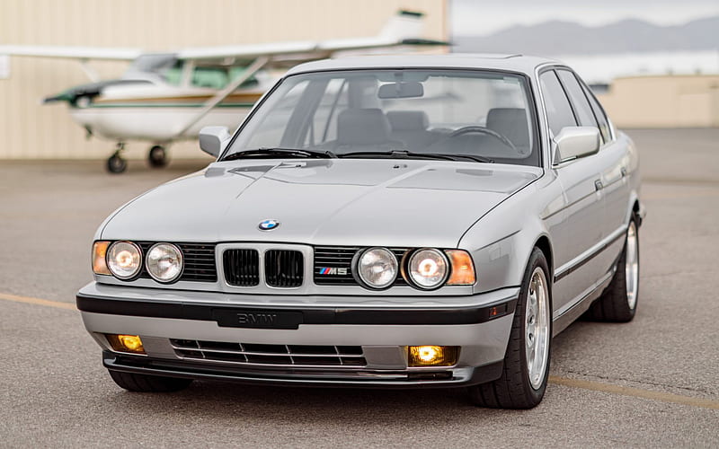 BMW M5 E34, retro cars, silver M5 E34, exterior, front view, German cars, BMW, HD wallpaper