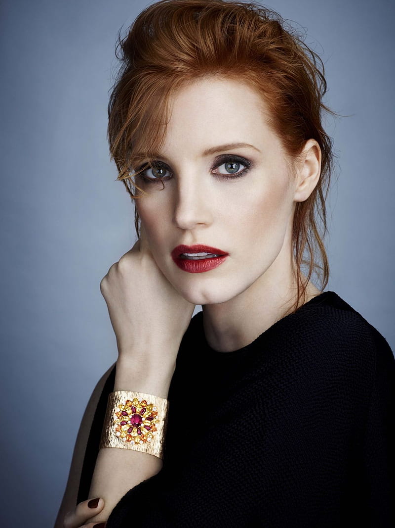 Jessica Chastain, actress, redhead, green eyes, red lipstick, bracelets, HD phone wallpaper