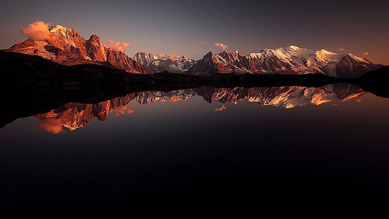 Pausing to Reflect, glass, mountains, peak, peaceful, mirror, bonito, lake, HD wallpaper