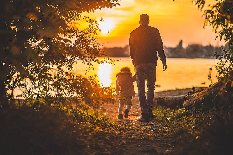 Father And Kid Walking Towards Lake, father, love, walking, child, graphy, kid, son, HD wallpaper