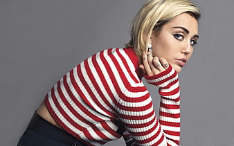 Download wallpaper 1280x2120 pretty, blue eyes, singer, miley cyrus, iphone  6 plus, 1280x2120 hd background, 16301