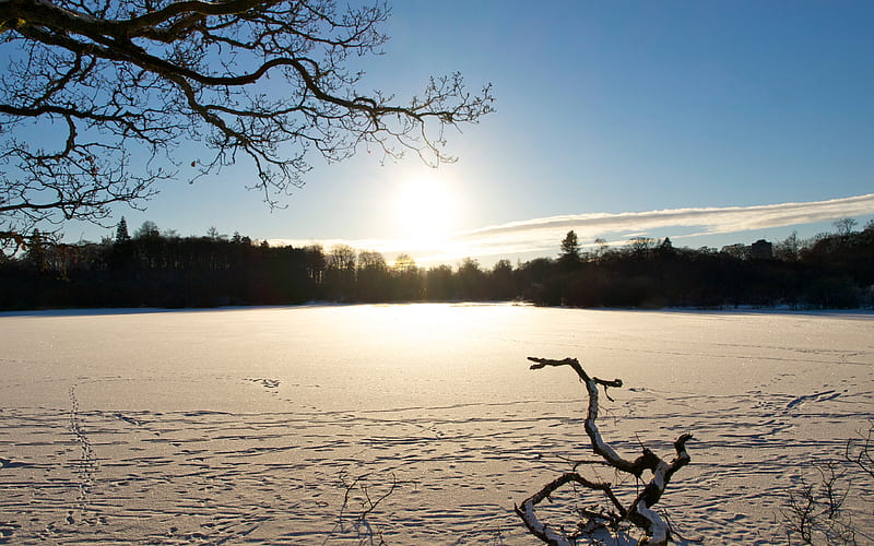 Frozen Loch, lakes, clear, bonito, sunset, skies, calm, serene, nature, frozen, blue, HD wallpaper