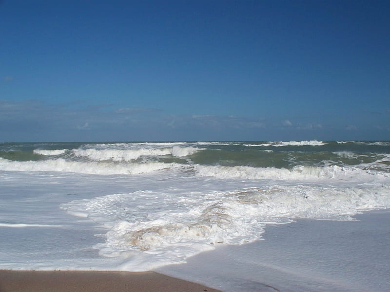 Oceano Atlantico 3 Arena Agua Oceano Olas Blanco Cielo Azul Fondo De Pantalla Hd Peakpx