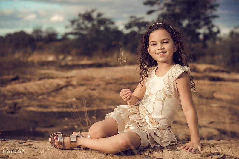 Little girl, fair, nice, people, beauty, hand, child, Belle, bonny, leg, comely, pure, smile, fun, sky, baby, sit, tree, girl, summer, nature, princess, pretty, adorable, sightly, sweet, face, lovely, blonde, cute, white, Hair, little, Nexus, bonito, dainty, kid, graphy, pink, childhood, HD wallpaper