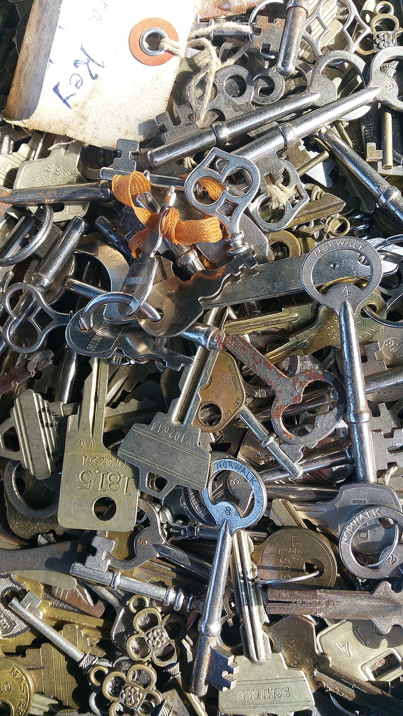 Keys, box of keys, lock and key, metal, shapes, HD phone wallpaper