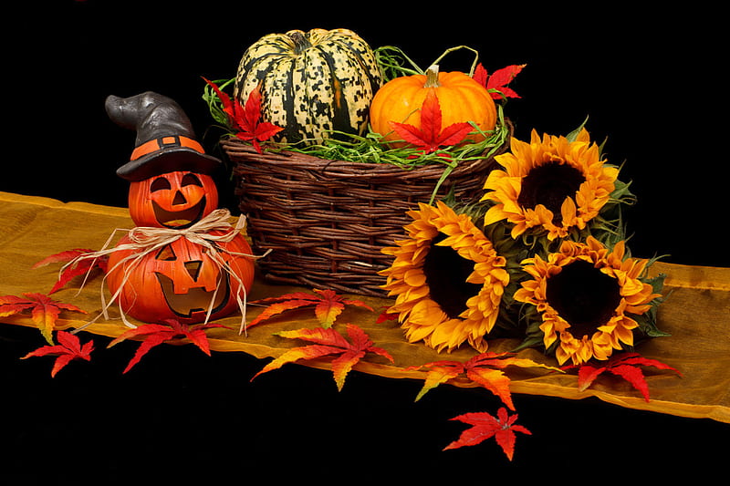 Halloween, with love, table, autumn, halloween, decoration, leafs, still life, sunflowers, entertainment, basket, arrangement, fashion, pumpkins, HD wallpaper