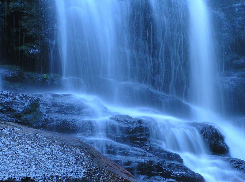 Waterfall in Tasmania Australia, australia, waterfall, nature, blue, HD wallpaper