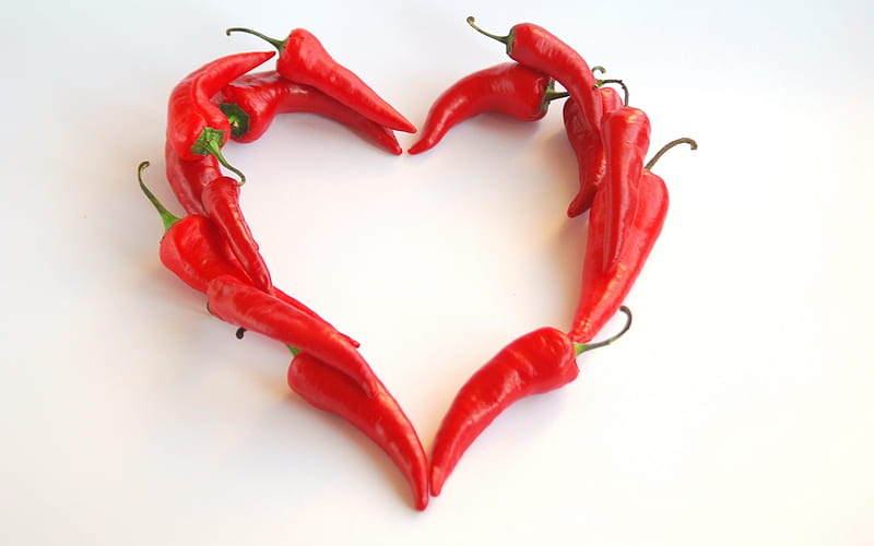 Heart With Hot Peppers, red, love, heart, hot, day, valentine, peppers, HD wallpaper