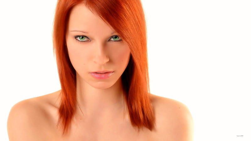 Model With Red-Hair-And-Green-Eyes-5, model, eyes, green, redhair, HD wallpaper