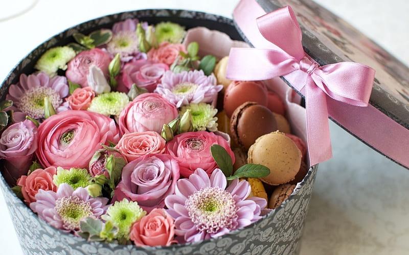 Happy Valentine's Day!, macaroon, ranunculus, food, box, bow, valentine, dessert, sweet, card, flower, pink, HD wallpaper