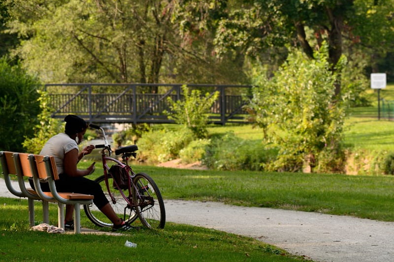 Taking a Break, reading, bicycle, peaceful, park, relaxing, HD wallpaper