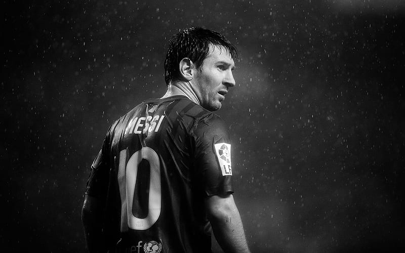 Leo Messi, monochrome, rain, FC Barcelona, La Liga, Barca, Lionel Messi, Barcelona, football stars, Messi, HD wallpaper