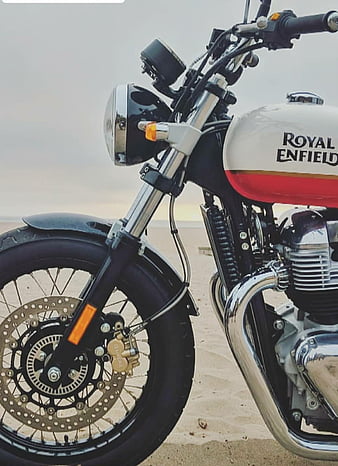 Royal Enfield Interceptor 650 - Classically Styled & Visually Beautiful