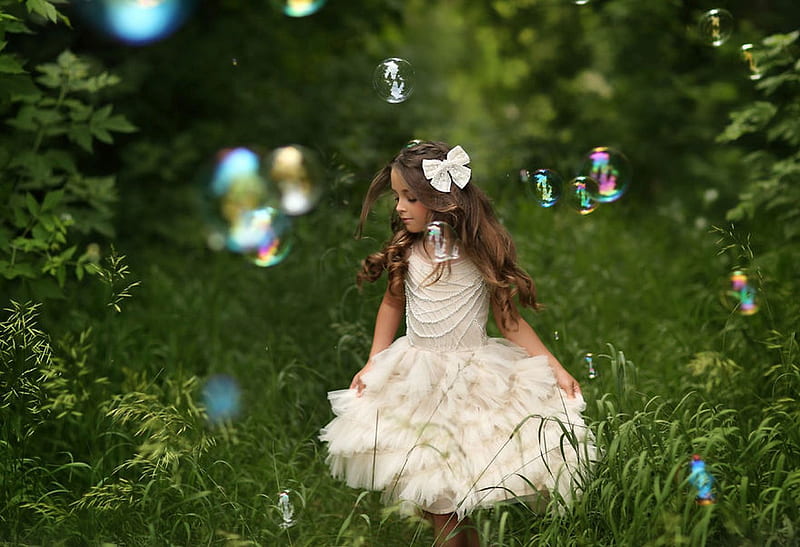 little girl, pretty, adorable, sightly, sweet, nice, bubbles, beauty, face, child, bonny, lovely, pure, blonde, baby, cute, white, Hair, dress, little, Nexus, bonito, dainty, kid, graphy, fair, green, people, pink, Belle, comely, Standing, tree, girl, nature, princess, childhood, HD wallpaper