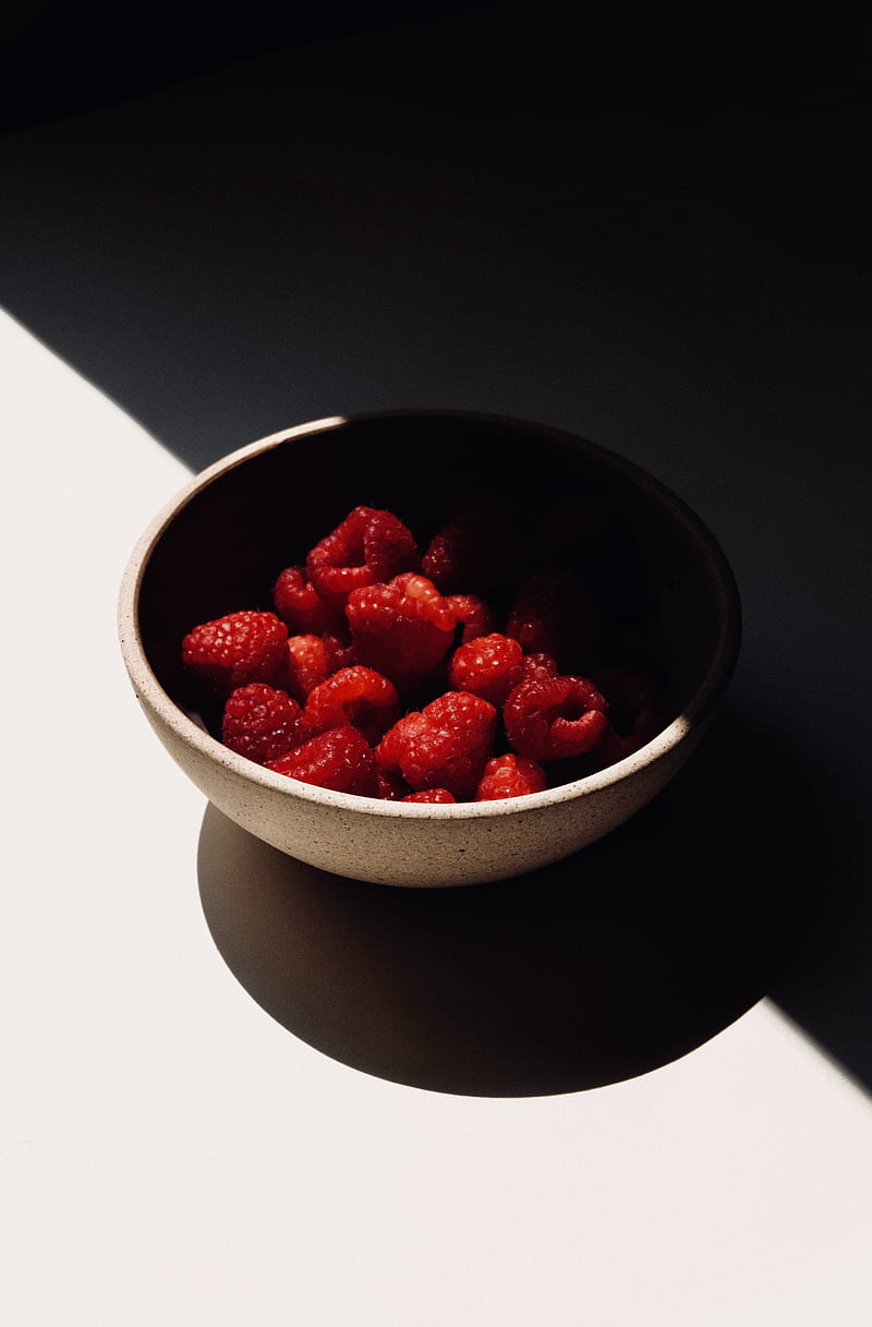 raspberries, berries, fresh, bowl, shadow, HD phone wallpaper