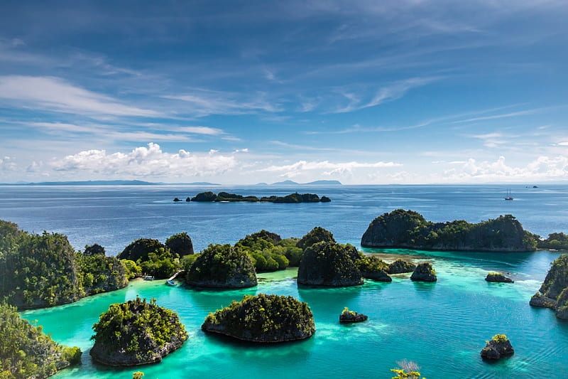 islets surrounded by body of water during daytime, HD wallpaper