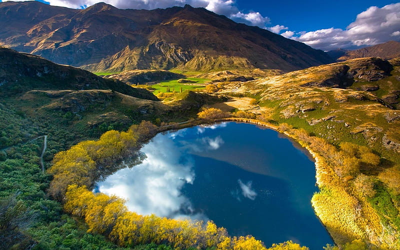 heart shaped lake-natural scenery, HD wallpaper