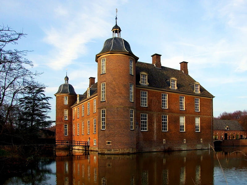 Castle Slagenburg, red, pretty, house, home, bonito, turret, lake, pond, water, brick, tower, slagenburg, river, castle, HD wallpaper