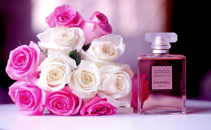 Roses + Chanel - order bouquets of flowers with delivery on KievFlower.