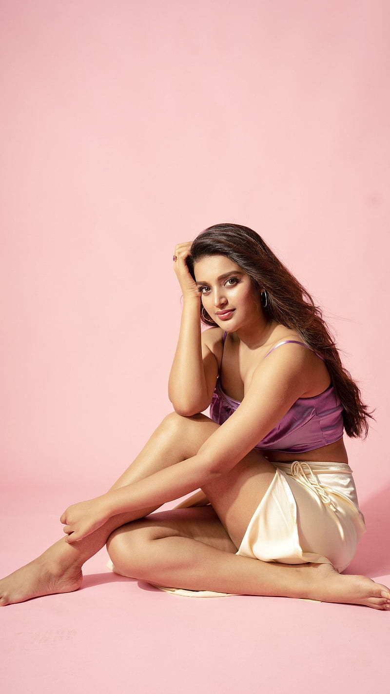 Nidhi Agrawal , model, telugu actress, HD phone wallpaper