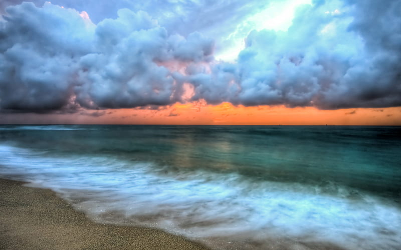 Amazing Sky, colorful, bonito, sunset, clouds, stormy, sea, beach, sand, splendor, beauty, amazing, lovely, view, ocean, colors, waves, sky, storm, peaceful, nature, HD wallpaper