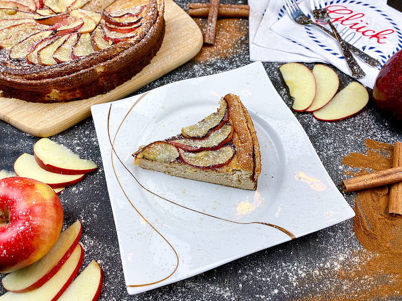 apple pie, pie, apples, slices, powdered sugar, dessert, plate, HD wallpaper