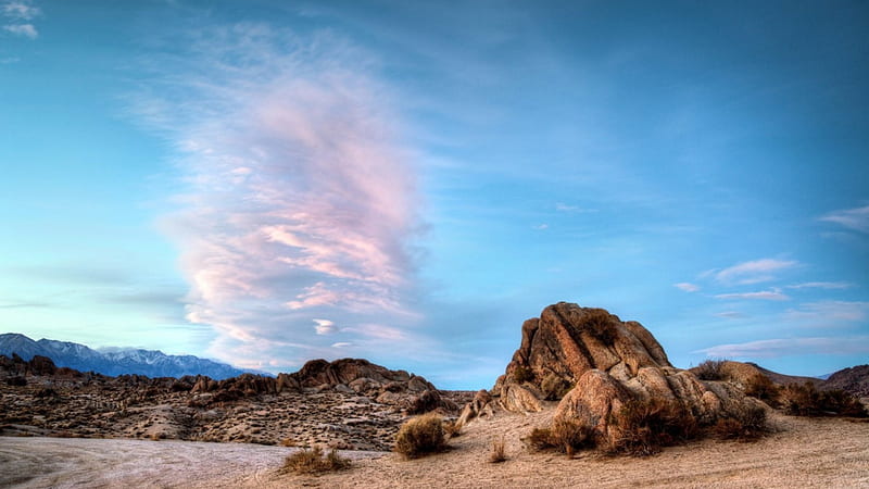 beautiful soft sky over desert r, rocks, desert, r, clouds, sky, brush, HD wallpaper