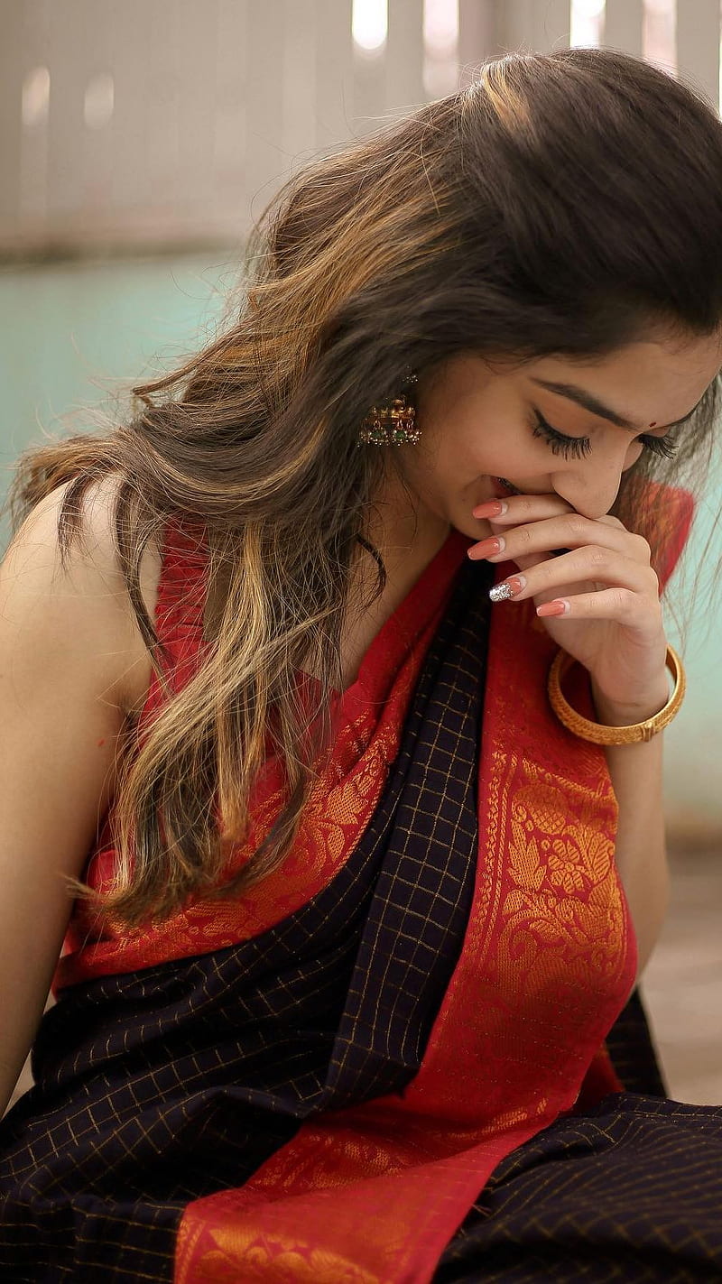 Athmika Sumitran , model, saree lover, HD phone wallpaper